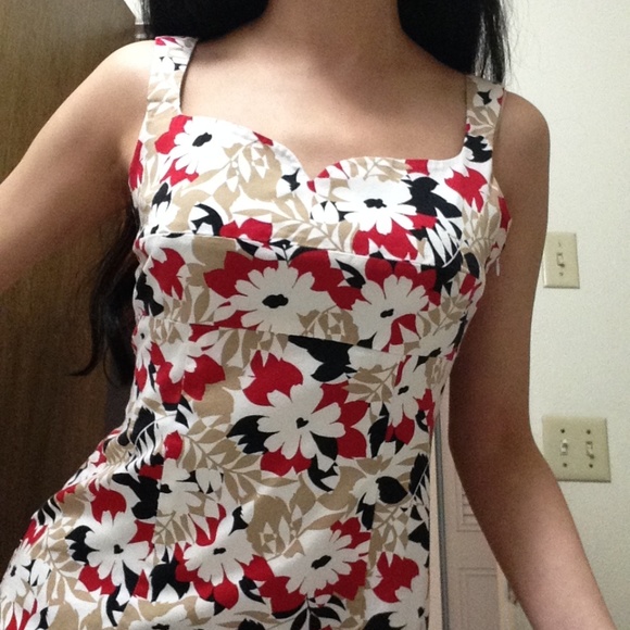 TENSION Floral Dress, size S/M - Picture 5 of 5